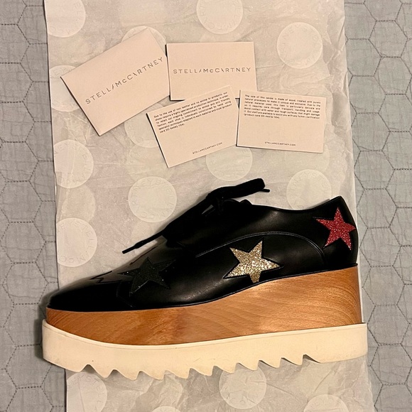 Stella McCartney Elyse Platforms. Vegan leather. Gently worn. Size 40 (10 US) - Picture 3 of 8